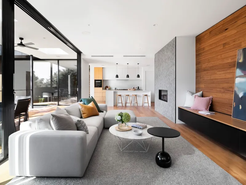 Minimalist Waterfront Penthouse